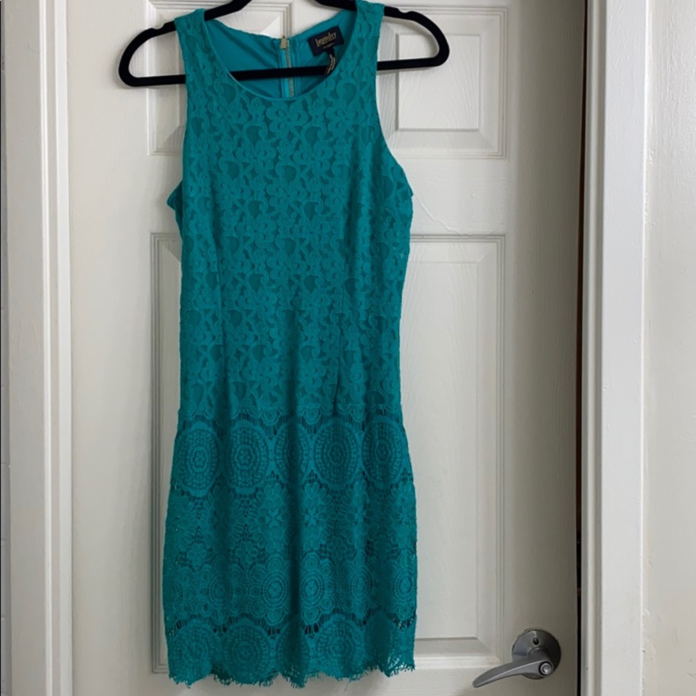 Laundry Size 4 Lace Dress
